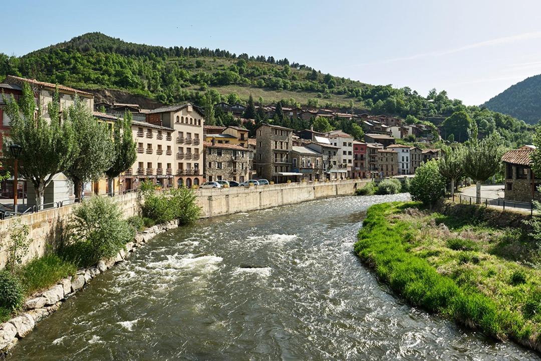 Апартаменты Atico Con Encanto En La Cerdanya Мартинет Экстерьер фото